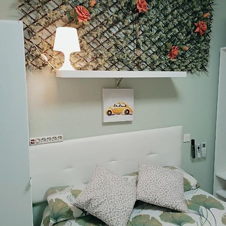 Habitaciones2 Renfe Alicante Eksteriør billede