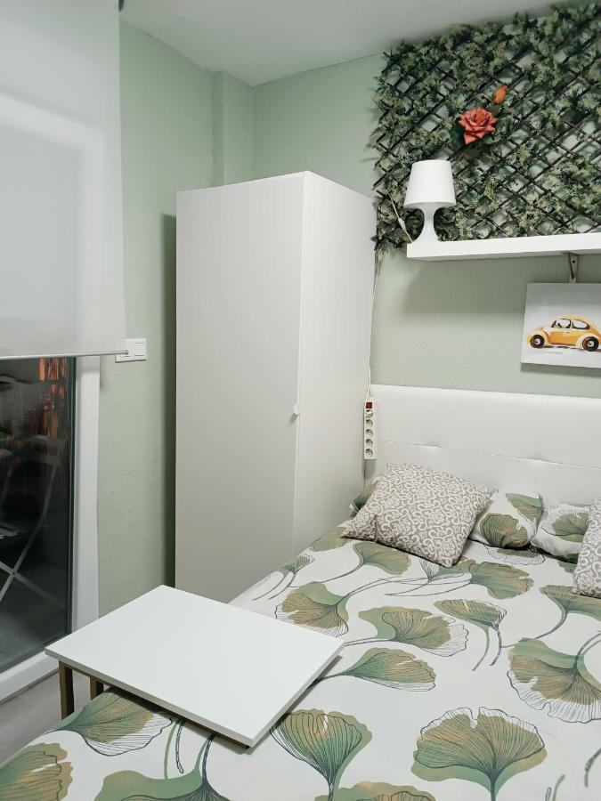Habitaciones2 Renfe Alicante Eksteriør billede