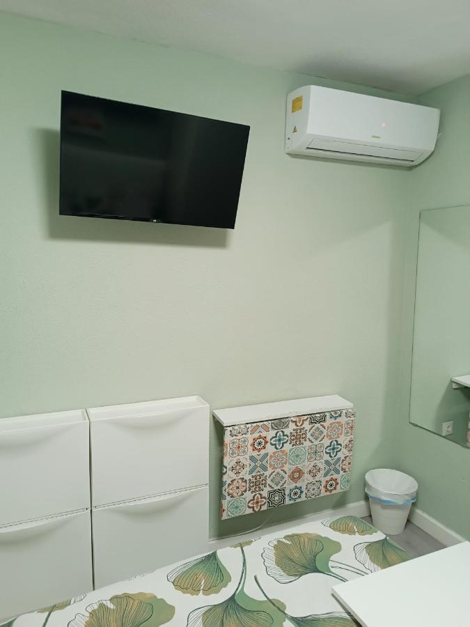 Habitaciones2 Renfe Alicante Eksteriør billede
